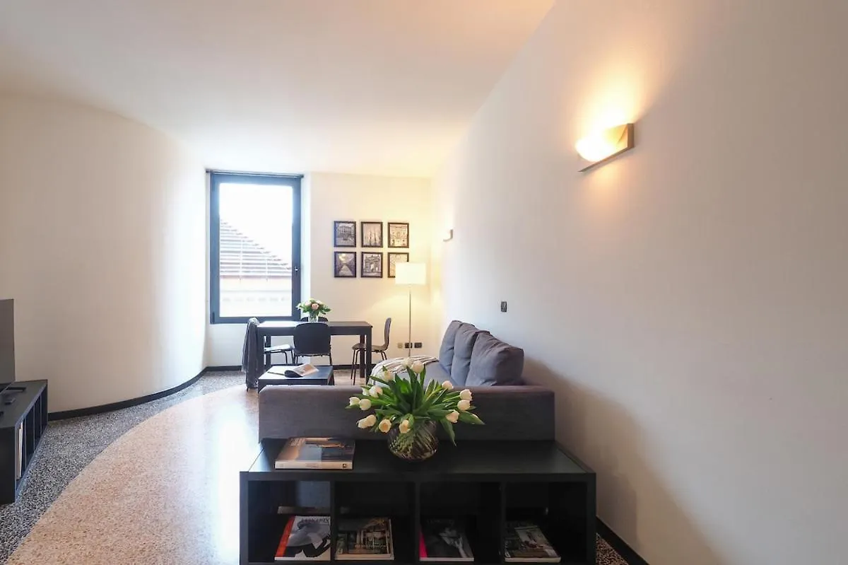 Interior 900 - 4Th Floor - Duomo - Missori Apartment Milan 0*,